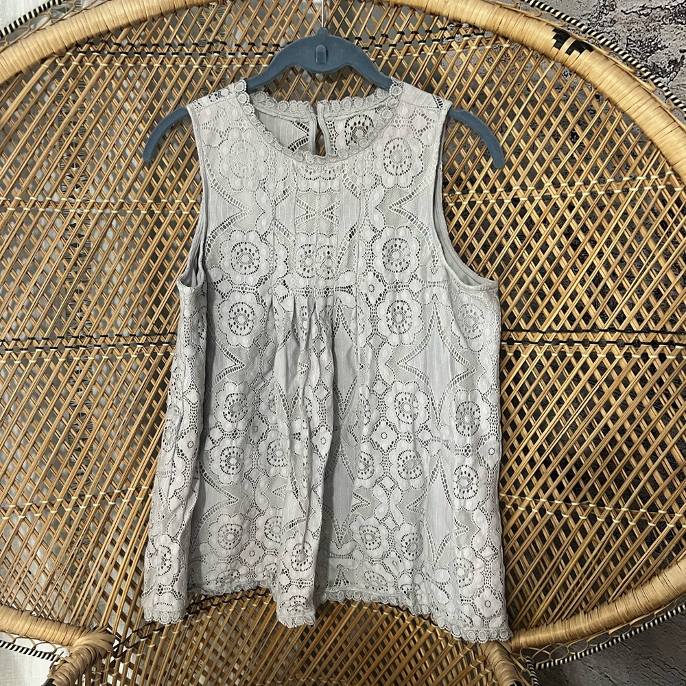 Doe & Rae Short Sleeve Lace Top Shirt